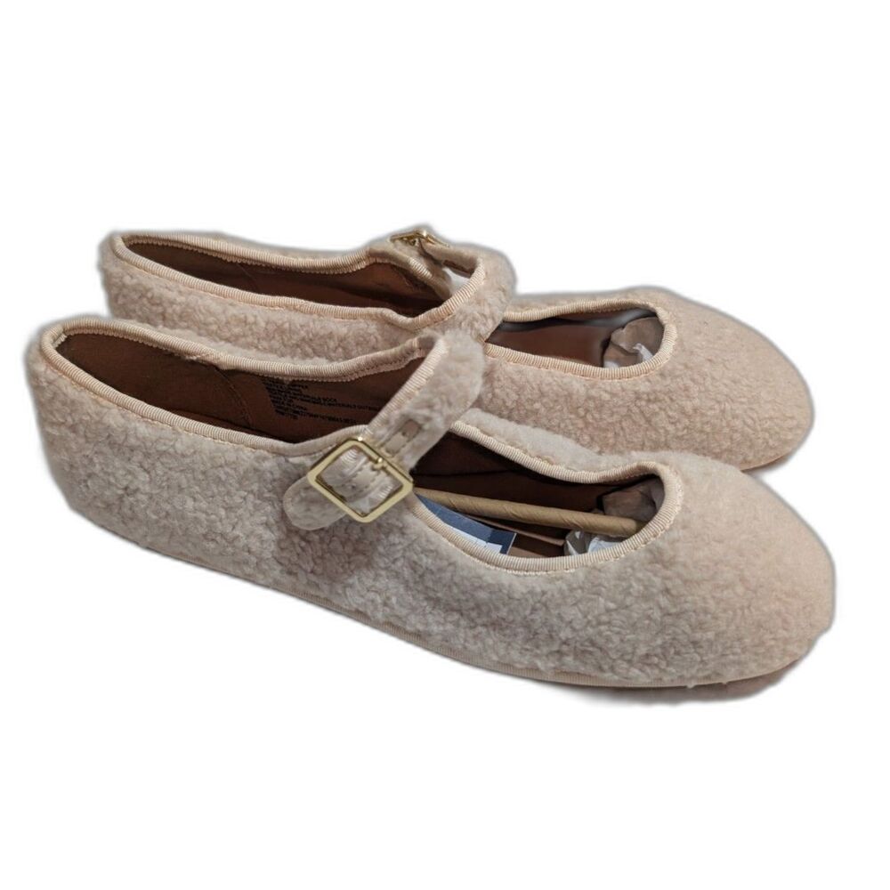 Women's Halston Ballet Flats -Universal Thread- Cream Size 11